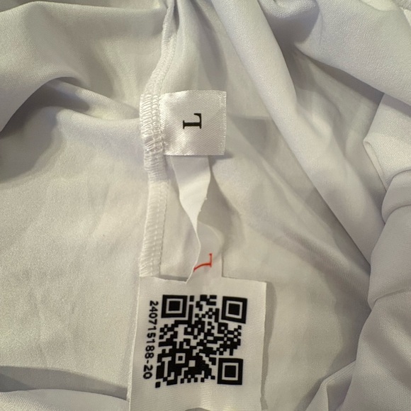 SHEIN White Floral Leggings - Picture 2 of 3